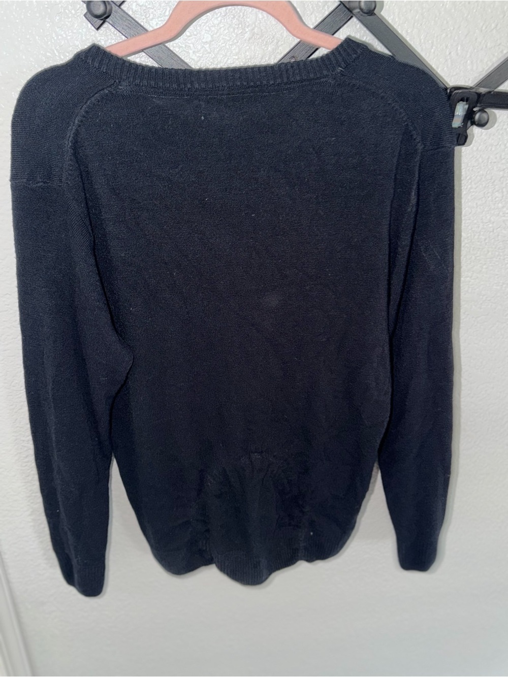 U.S. Polo Assn Women’s Large Navy V Neck Knit Sweater Long Sleeve Classic - Picture 4 of 4